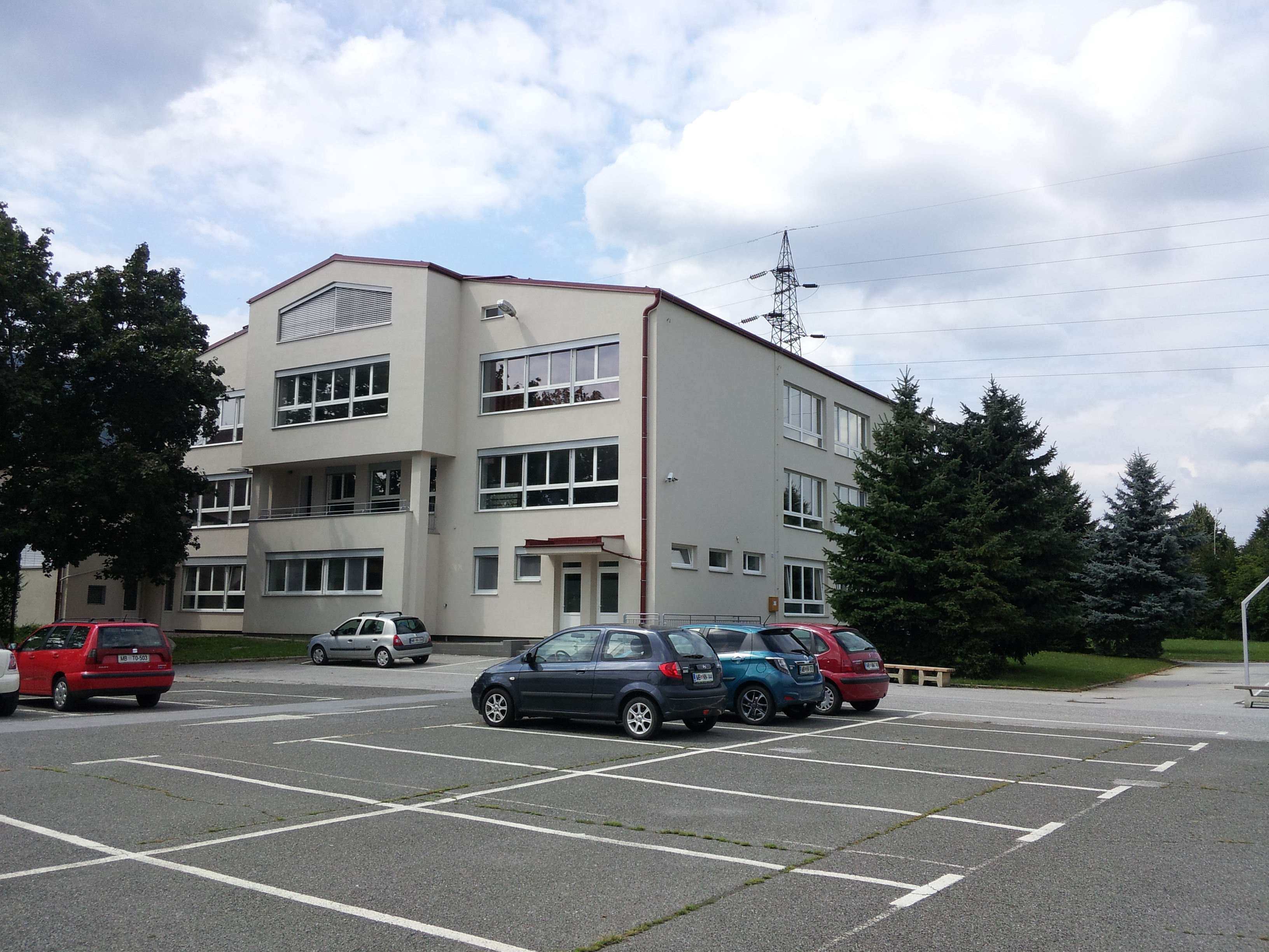 Zaključena energetska obnova osnovne šole Ludvika Pliberška Maribor